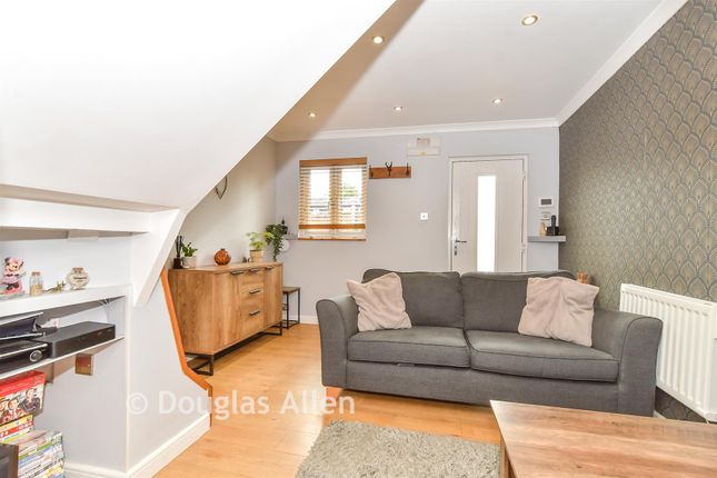 229, Rectory Road, Basildon photo 3