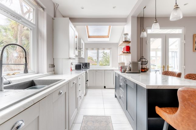 23 Grove Leaze, Bristol photo 4