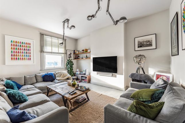 Flat for sale in Priory Park Road, Kilburn