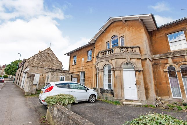 Thumbnail Flat for sale in Oldfield Road, Bath