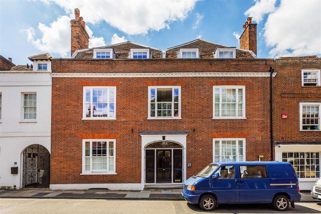 Thumbnail Flat to rent in Quarry Street, Guildford