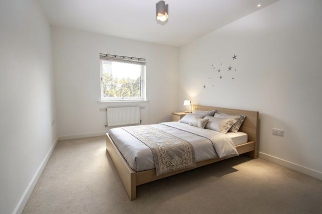 Flat 8, Osbury Court, Northholt Road, Harrow photo 5