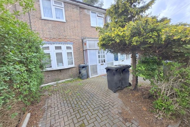 90, Farmfield Road Downham, London photo 4