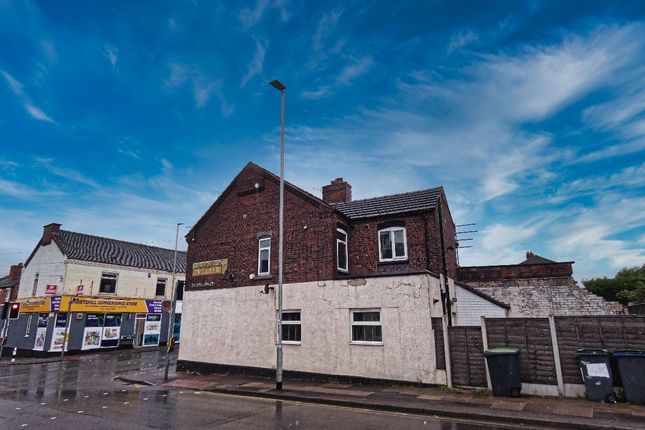 1-bed flat on 418 Shelton New Road, Stoke-on-Trent, £90,000