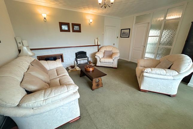 54, ORCHARD DRIVE, PORTHCAWL photo 3