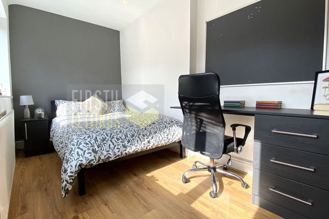 Clarendon Park Road, Leicester photo 4