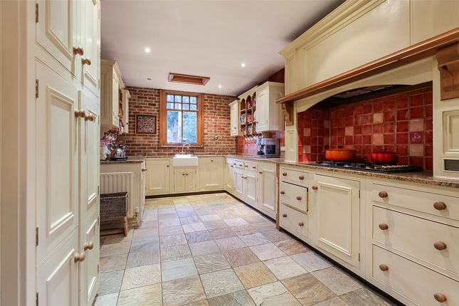 Wickney Holt,, Coles Lane, Dorking photo 2