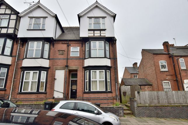 Richmond Avenue, Aylestone, Leicester, Leicestershire, Le2 8Ax