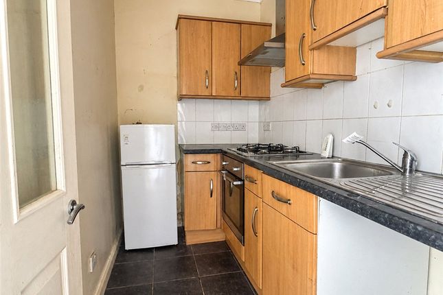 Flat 1, 104, Babington Road, London photo 4