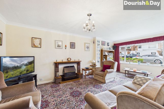 10 Aldbury Close, Stafford photo 2