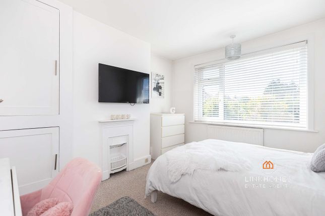 63, Fernside Road, Poole photo 3