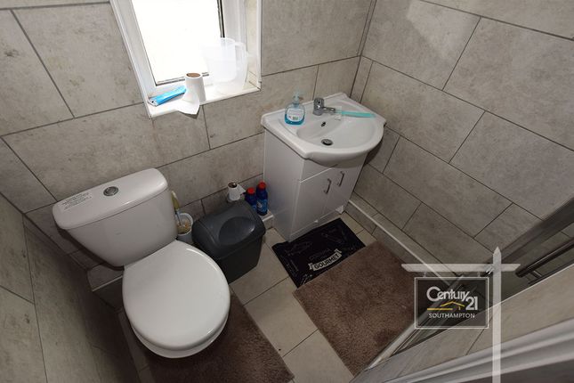 457, Portswood Road, SOUTHAMPTON photo 5
