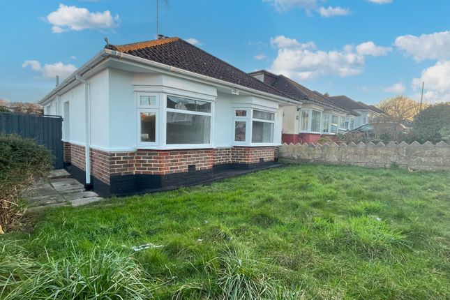 Thumbnail Bungalow for sale in Wakefield Road, Midanbury, Southampton, Hampshire