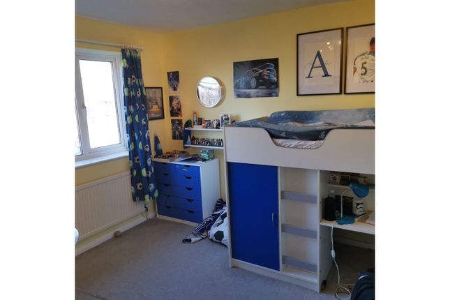 End terrace house for sale in Dominion Road, Worthing