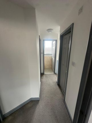 Tiptree Crescent, Ilford photo 5