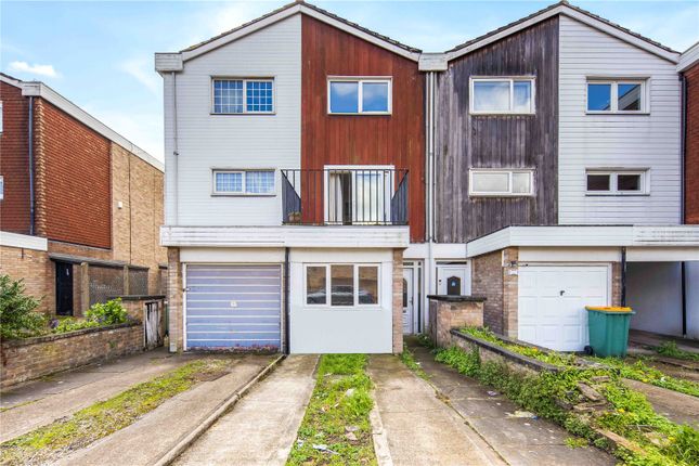 Thumbnail Terraced house for sale in Devenay Road, Stratford, London