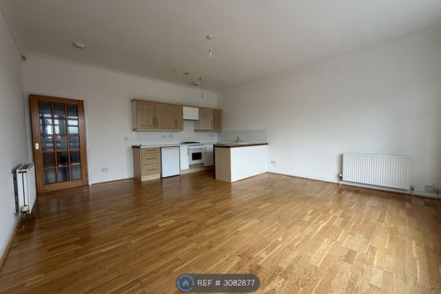 Larkhall photo 4