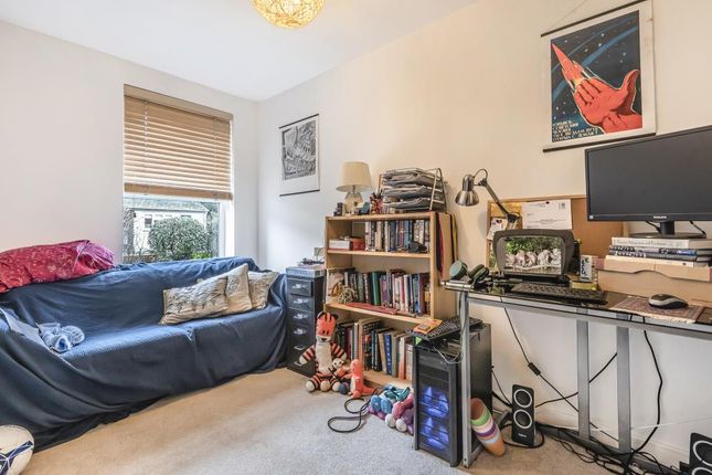 Flat to rent in Temple Heights, East Oxford