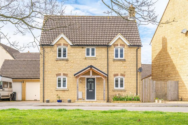 Detached house for sale in Avenue De Gien, Malmesbury