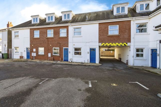 Thumbnail Flat for sale in Manor Park Avenue, Portsmouth