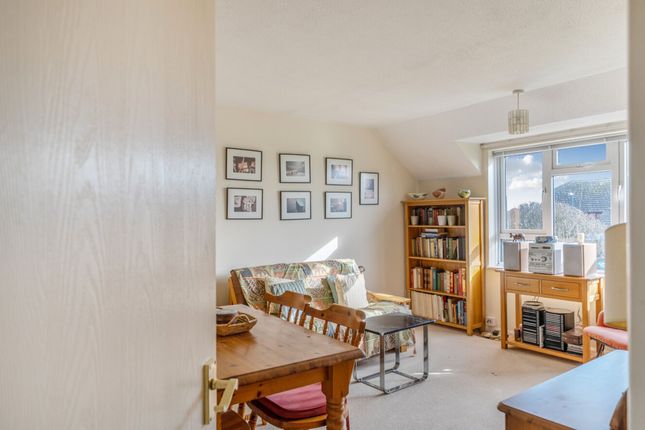 51 Kingfisher Court, Bognor Regis photo 4