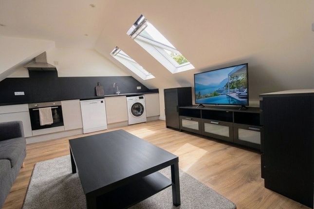 1, Flat 2, Gooseacre Lane, Harrow photo 5