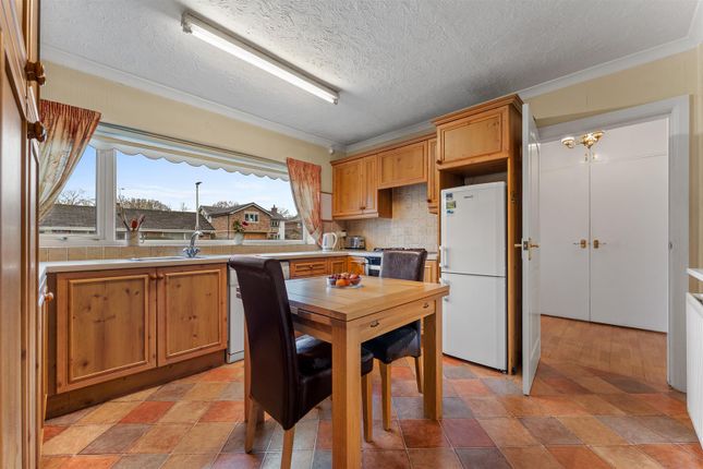 2, Berrystead, Northwich photo 4