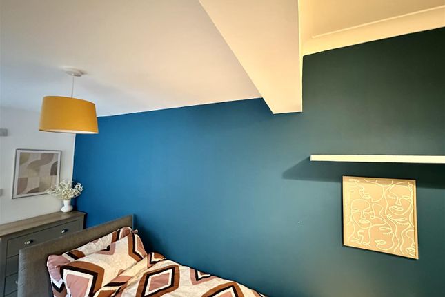 Room 2, 40, Berry Street, Burnley photo 2