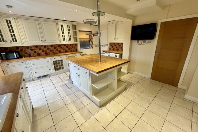 99, Princes Way, Fleetwood photo 4