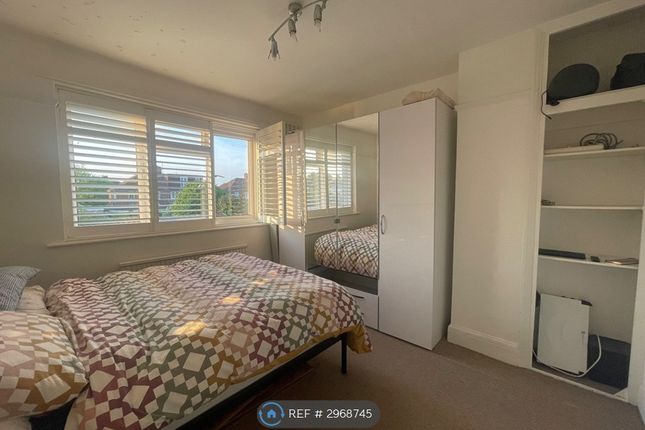 Wendover Drive, Bedford photo 2