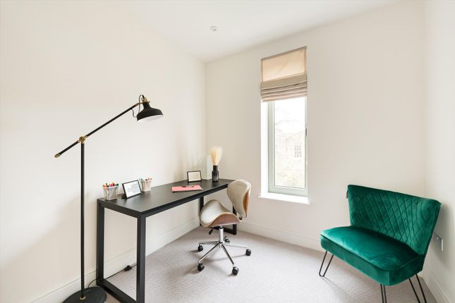 End terrace house for sale in Krupa Mews, Limehouse, London