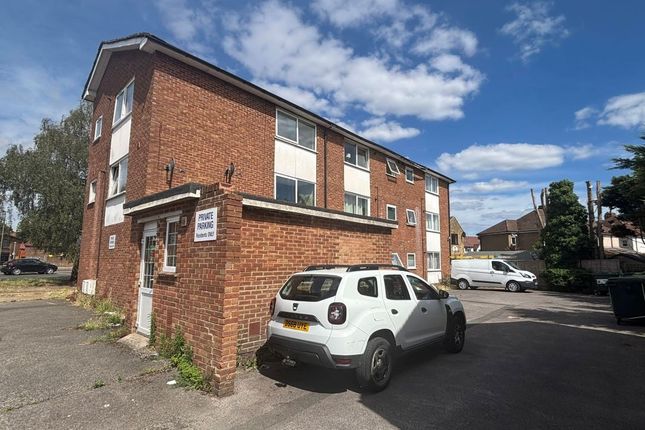 15, Ash Tree Court, Ashford photo 2
