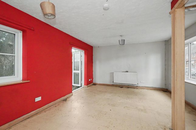 1 Paddock Close, Kent photo 5