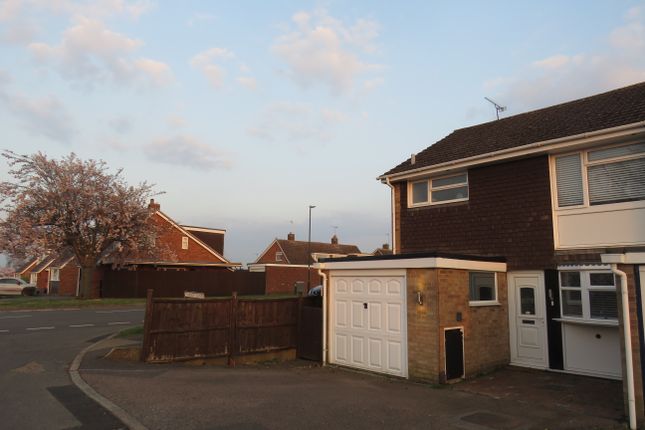 Semi-detached house to rent in Exmoor Drive, Leamington Spa