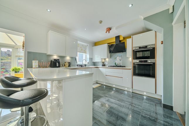 80, Dale Road, Dartford photo 3