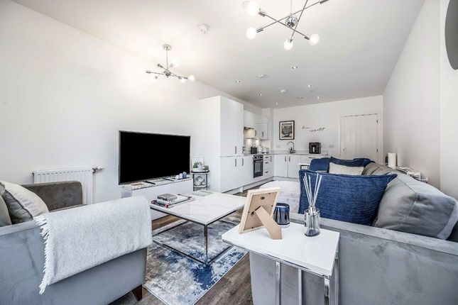 Flat 20, 84, Oakleigh Road North, London photo 2