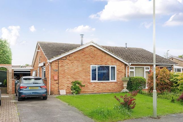 Thumbnail Bungalow for sale in Bicester, Oxfordshire