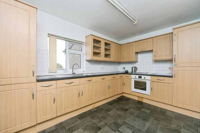 89, Berth Y Glyd Road, Colwyn Bay photo 4