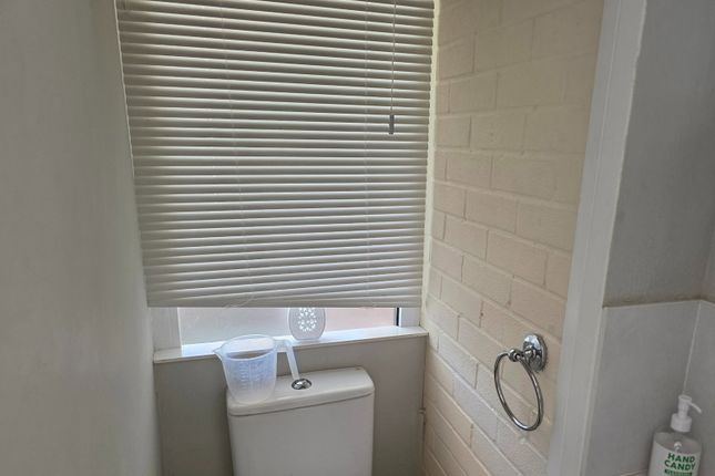 38, Cooper Road, Newport photo 5