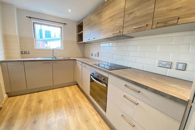 88 Bridgewater Bank, Manchester photo 2