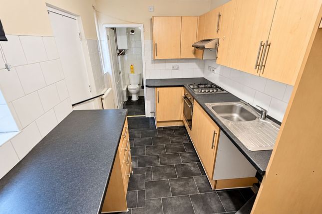 Flat 1, 474 Stanley Road, Bootle, Bootle photo 2