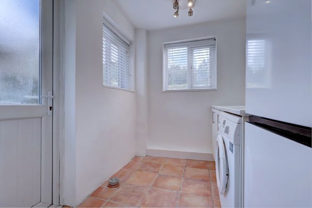 42, Gordon Road, Buckinghamshire photo 5
