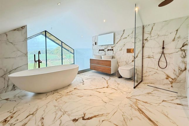 Master Ensuite