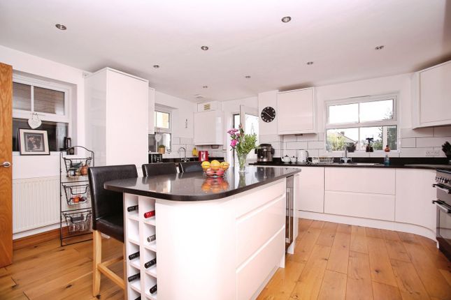 10, Rowley Croft, Pontefract photo 4