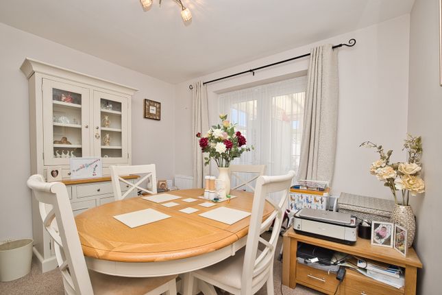 15, Beaufort Avenue, Ramsgate photo 4