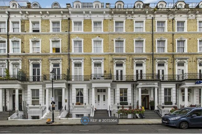 Thumbnail Flat to rent in Kensington &amp; Chelsea Borough, London