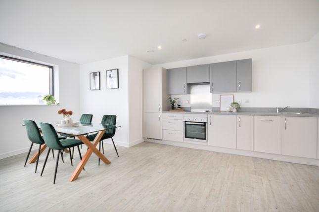 Thumbnail Flat to rent in Furness Quay, Salford