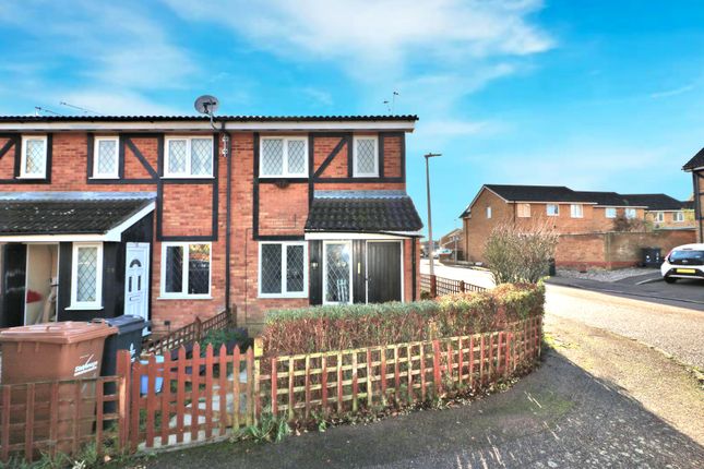 Detached house to rent in Shearwater Close, Stevenage