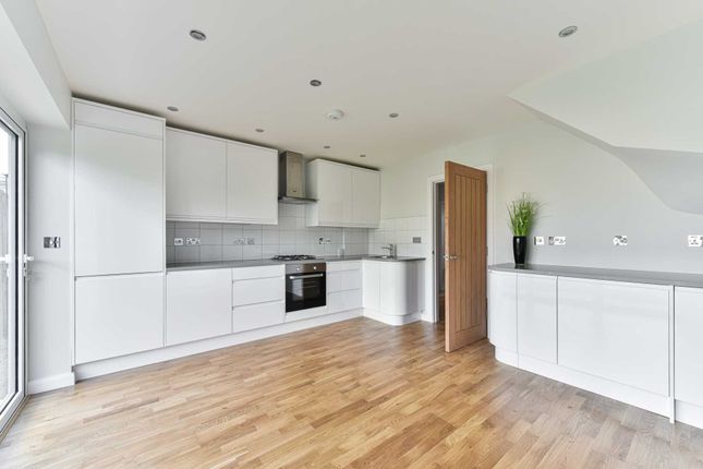 Thumbnail Detached house to rent in Headley Close, Epsom