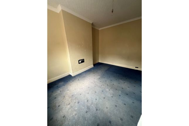 Terraced house for sale in Beaumont Road, Leicester
